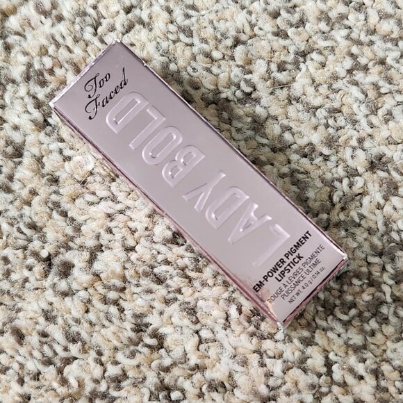 Too Faced: Lady Bold Em-Power Pigment Lipstick: I'm Thriving - Picture 3 of 4